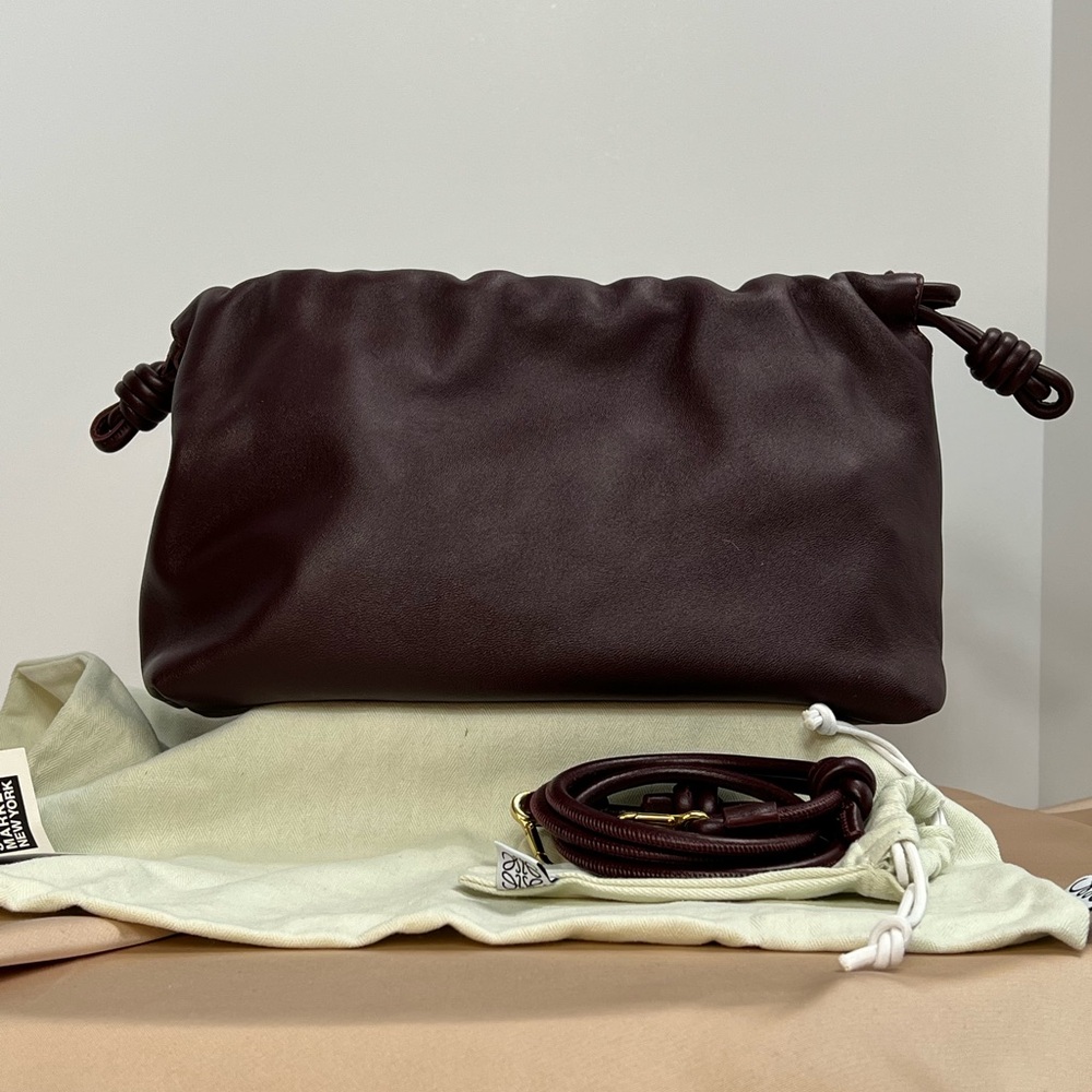 BURGUNDY NWT LOEWE FLAMENCO BAG IN MEDIUM, Napa calfskin. - Picture 7 of 15